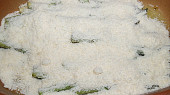 Rostbíf s chřestem (posypeme sýrem a zapečeme)
