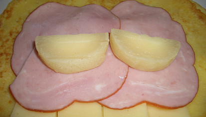 Smažené plněné palačinky s tvarůžky