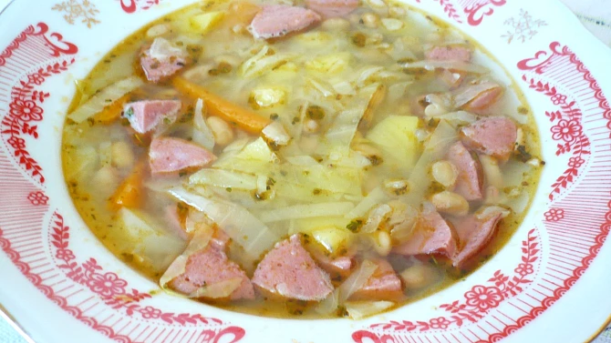 Sójová polévka se zeleninou
