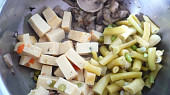 Tofu s fazolkami a žampiony