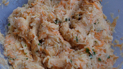 Vegetariánské řízky, směs připravená na smažení