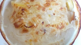 Zapečené brambory s droždím