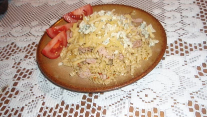 Zapečené těstoviny se šunkou a nivou