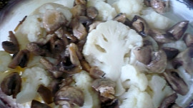 Zapečený květák se žampionama