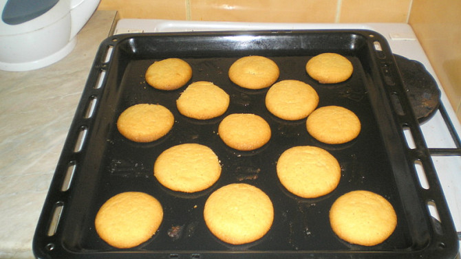 Arašídové keksy  (sušenky) - dodal Džango, Pečící plech
