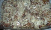 Bramborové vějířky s česnekem a slaninkou (po upečení ,fotka není nic moc,ale chuť vynikající)