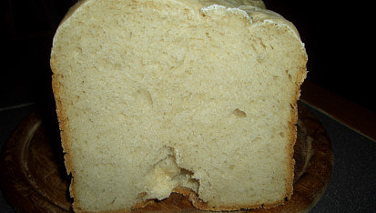 Chlebík ala čerstvé pečivo, ještě na řezu