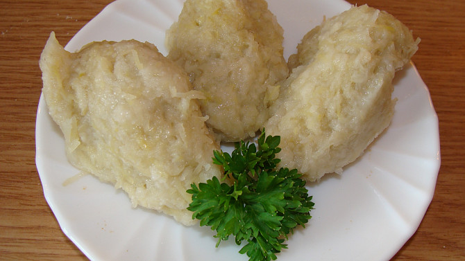 Chlupaté knedlíky ze syrových a vařených brambor - podrobně, Chlupaté knedlíky