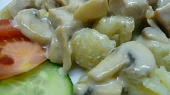 Gnocchi s kuřecím masem a zakysanou smetanou, Gnocchi s kuřecím masem a zakysanou smetanou