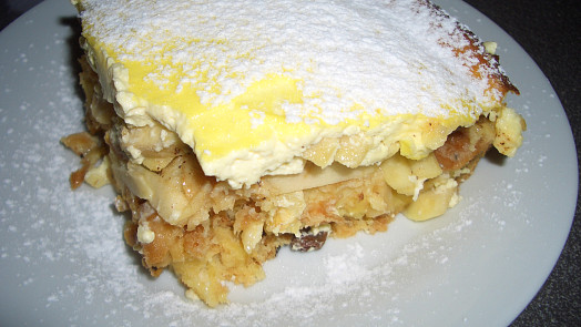 Jakožemlovka s jablky a tvarohem