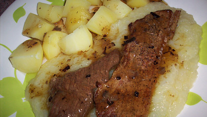 Kedlubnové zelí s hovězím masem / dietní