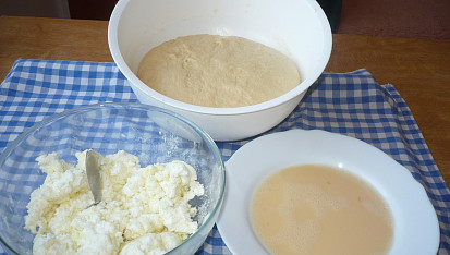 Koláče, TĚSTO,TVAROH,VAJÍČKO
