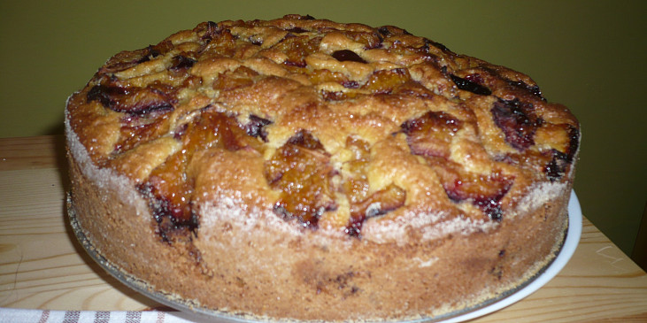 Křehký švestkový koláč (rychlý, snadný, bez vážení) (Jak rychle se připravuje, tak i rychle ,,mizí" -…)