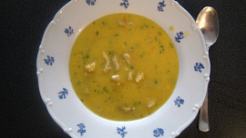 Krémová polévka z kuřecího masa