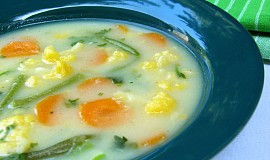 Květákovo-fazolková polévka