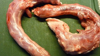 Polévka z pečených krůtích krků, krůtí krky