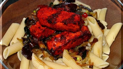 Šmakoun tandoori se zeleninovou směsí