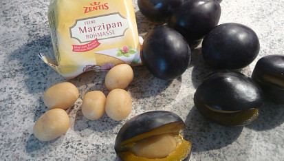 Švestkové bochánky, ˇPecku nahradíme něčím lepším :o).