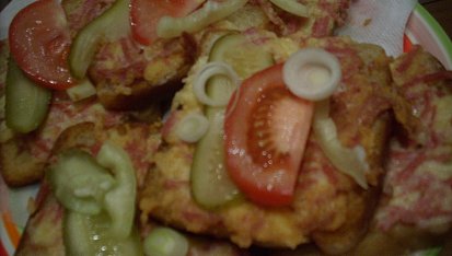 Toastíky obalované v šunce a sýru-rychlá večeře, hotovo