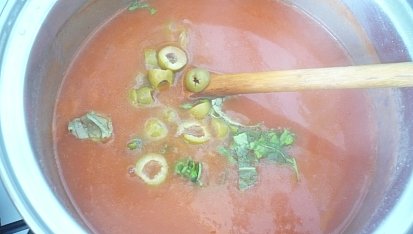Tortellini s rajčatovou omáčkou