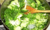 Zapečená pohanka, brokolice