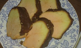 Bábovka z pudinku s čokoládovou polevou
