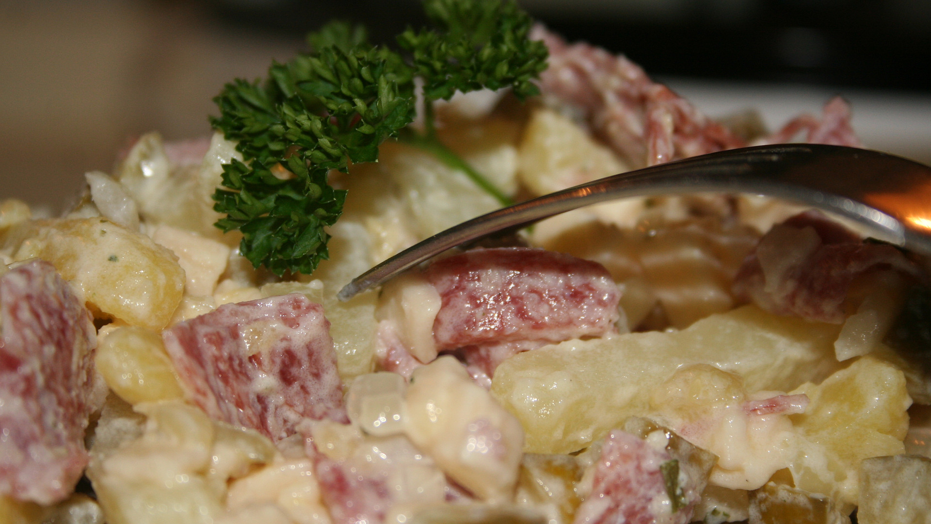 Bramborový švýcarský salát