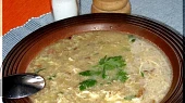 Chlebová polévka se slaninou