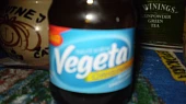 Fazolková polévka s koprem a hlívou ústřičnou, tekutá Vegeta originál