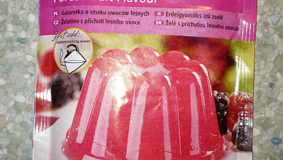 Kefírová Galaretka, Ovocná želatina z Tesca.Je ve více druzích.