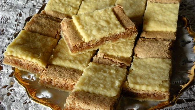 Koláč s ořechovým piškotem, Koláč s ořechovým piškotem