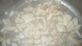 Kuřecí pečínky s hráškem