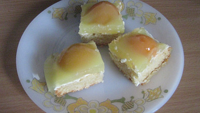 Meruňkové kostky