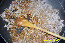 restované, ochucené maso