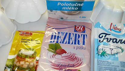Nepečené tvarohové bábovičky s jahodami, Část potřebných ingrediencí