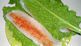 Pangas v listovém těstě s mangoldem