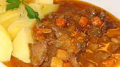 Srnčí směs (ragú)  na zelenině (Dobrou chuť ;-))