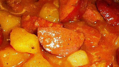 TRIO-buřt-brambor guláš, TRIO-buřt-brambor guláš