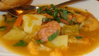 Zeleninová polévka  -  sytá