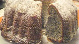 Bábovka z celého (nemletého) máku