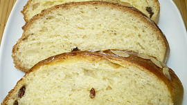 Cukrářská vánočka (mazanec)