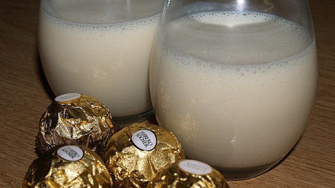 Domácí likér Baileys, použit smetanovo-vanilkový puding