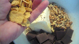 Hromádky z kukuřičných lupínků