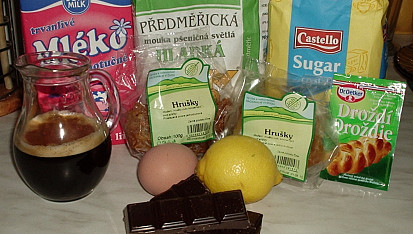 Hrušková bábovka s čokoládou, suroviny