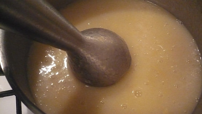 Jablečná polévka
