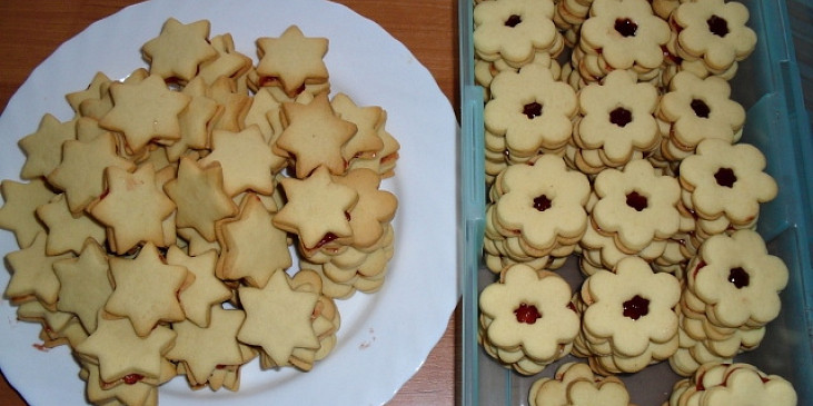 Jemňoučké koláčky - nejen na Vánoce (letos ze 3 dávek, hvězdičky ještě budu…)