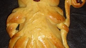 Kynutý čert a Mikuláš (pajtáše), upečený mikuláš - řádně nakynutý
