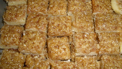 Ořechové medové kostky - cukroví