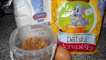 Škvarkové knedlíčky do cibulačky, ingrdience