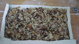 Vánoční hruškový závin